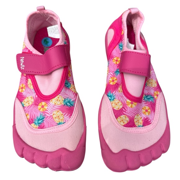 Newtz Other - NEWTZ Girls Toe Bumper, WATER shoes, pink with pineapples, Tropical Sz 2/3 (Kid)